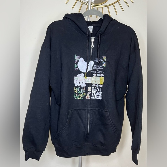 NWOT Woodstock music festival black Gildan Zip up hoodie pockets large - Picture 1 of 7